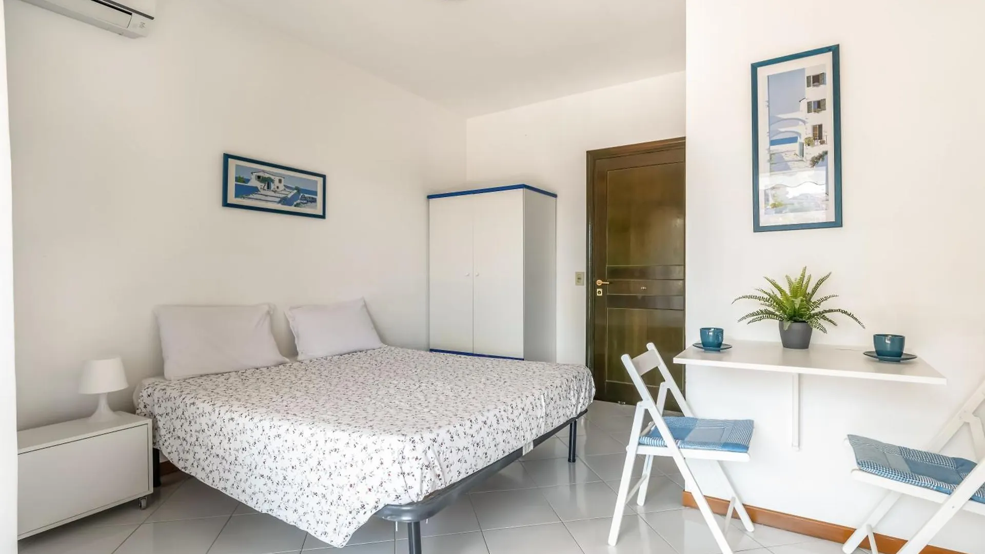 Romantic Retreat In Taormina Italy